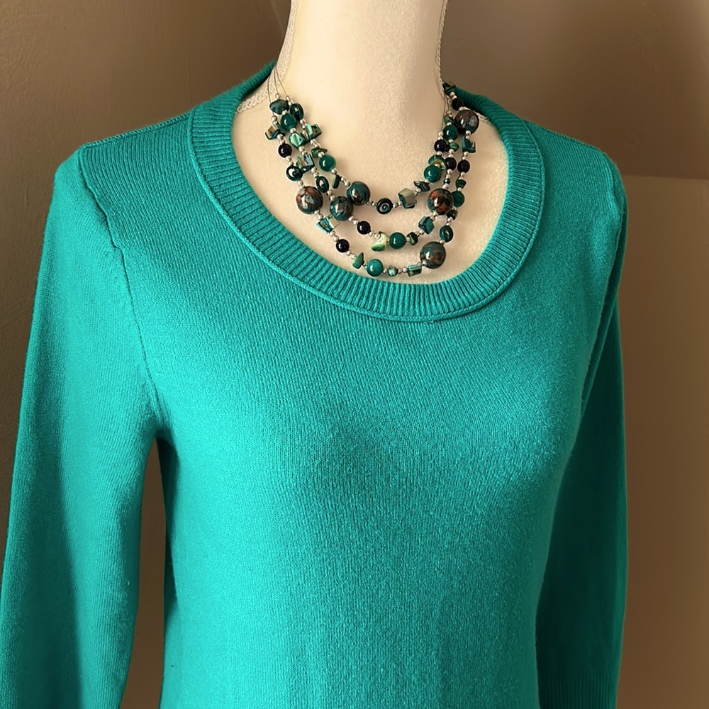 New York & Company crew neck aqua, turquoise, teal 3/4 sleeve sweater. EUC